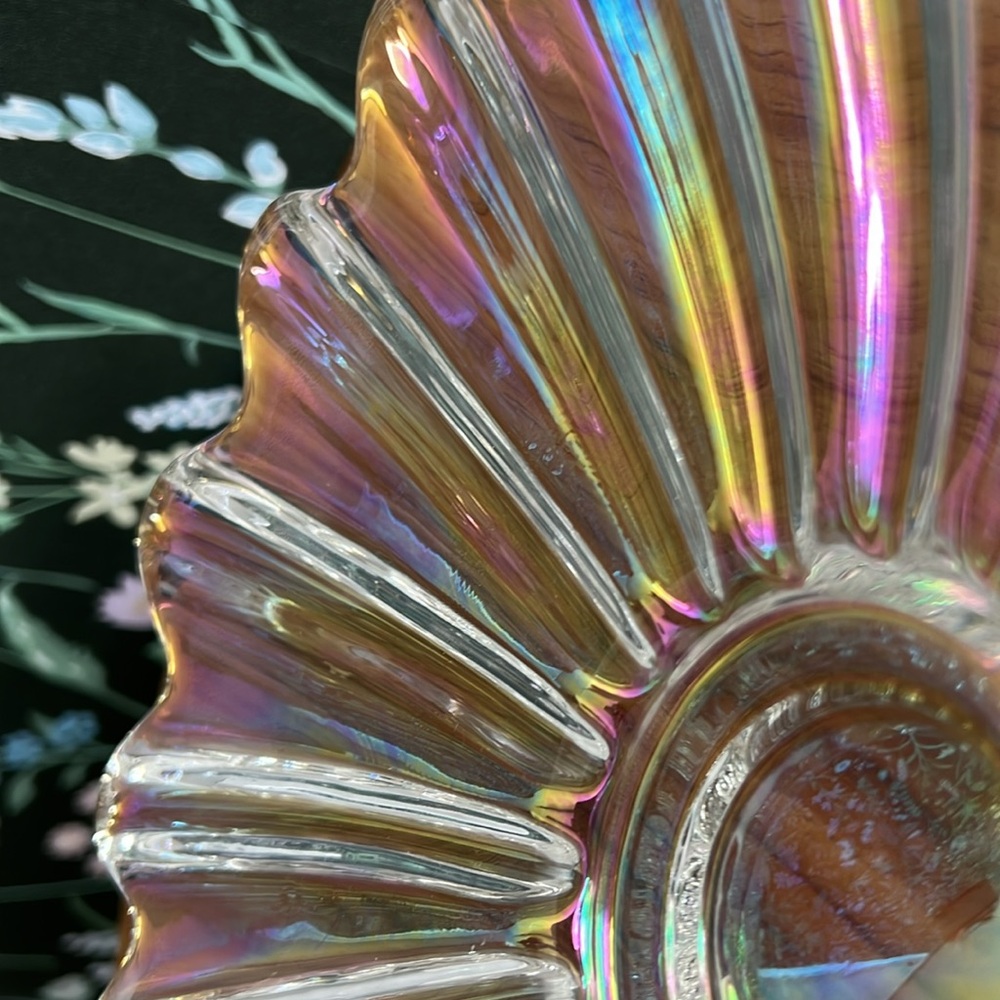 VINTAGE 60s Starburst Celestial Iridescent Rainbow Decorative Carnival Glass - Picture 7 of 7